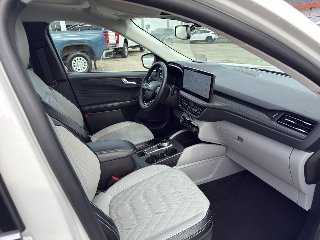2024 Ford Escape Platinum