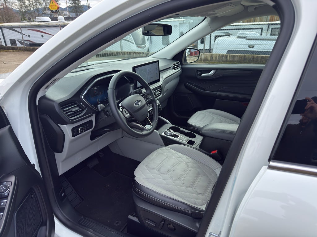2024 Ford Escape Platinum