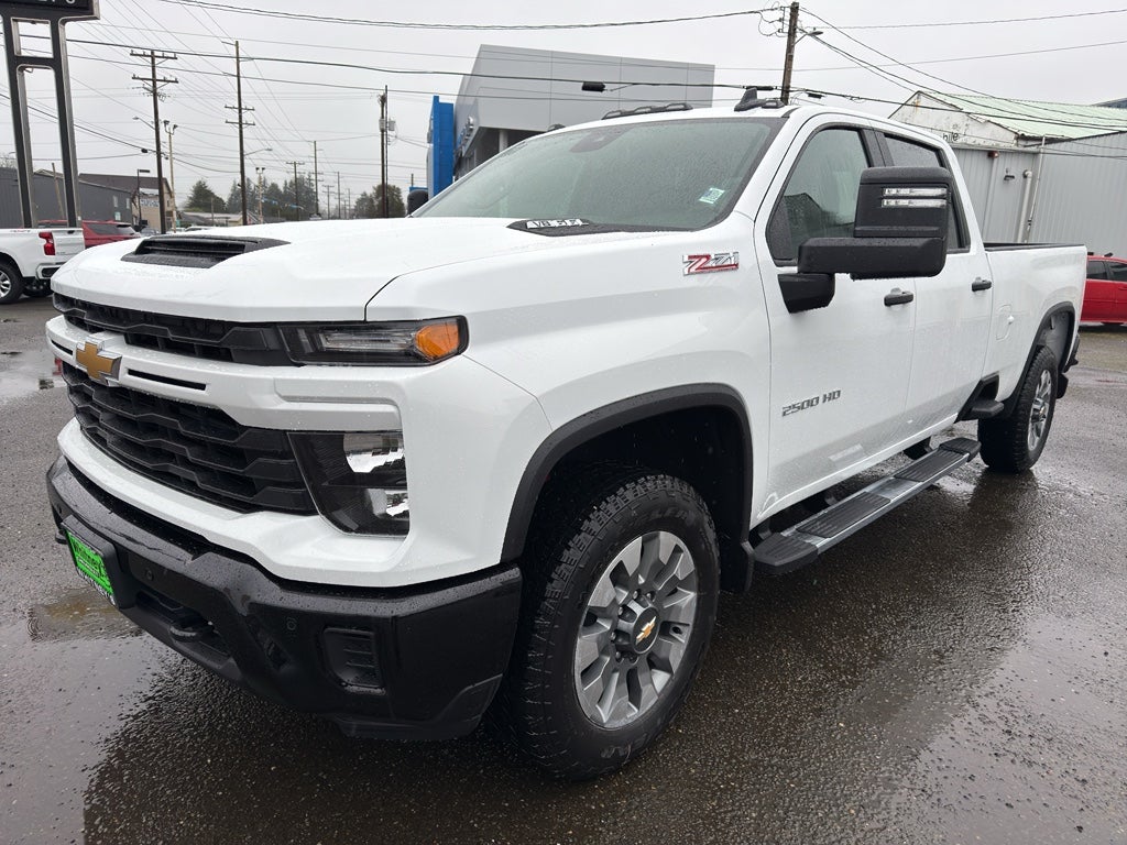 2026 Chevrolet Silverado 2500 HD Custom