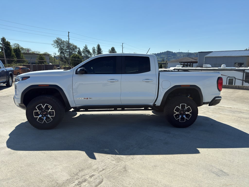 2024 GMC Canyon AT4X
