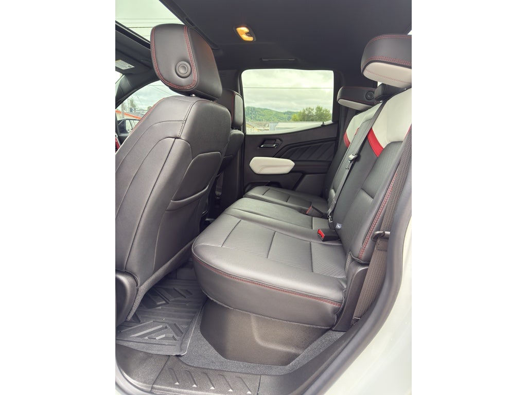 2024 GMC Canyon AT4X