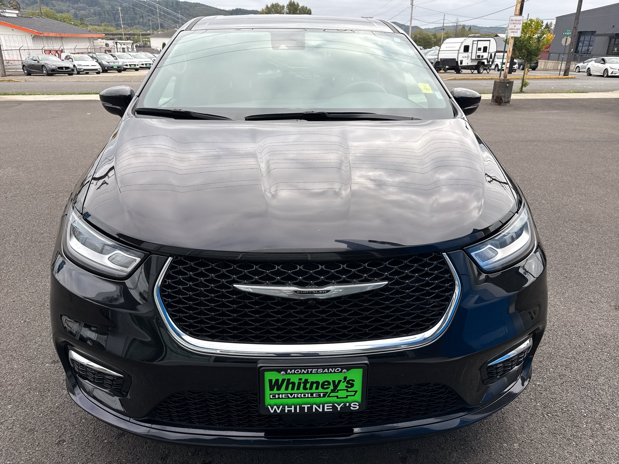 2025 Chrysler Pacifica Select
