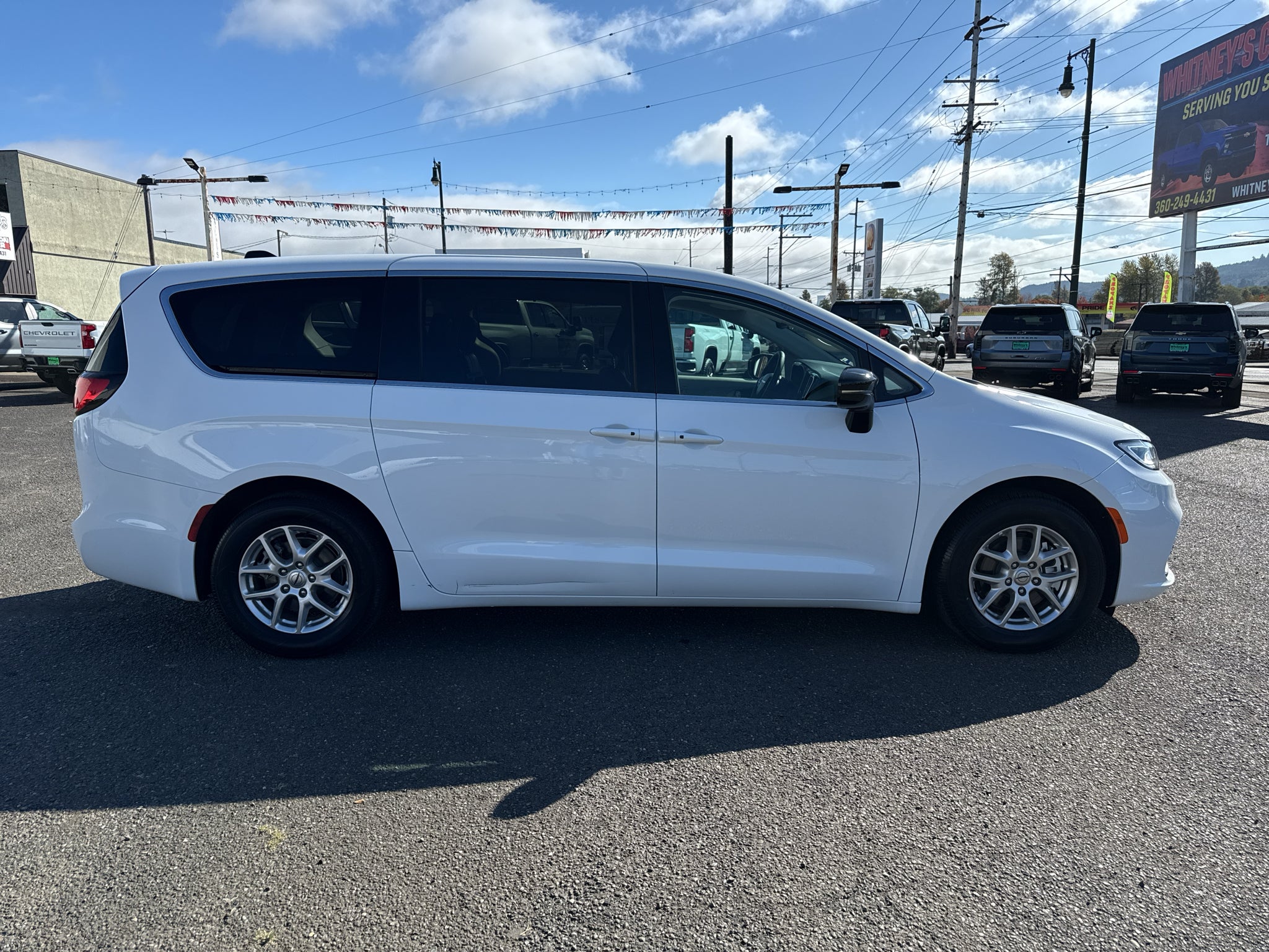 2024 Chrysler Pacifica Touring L