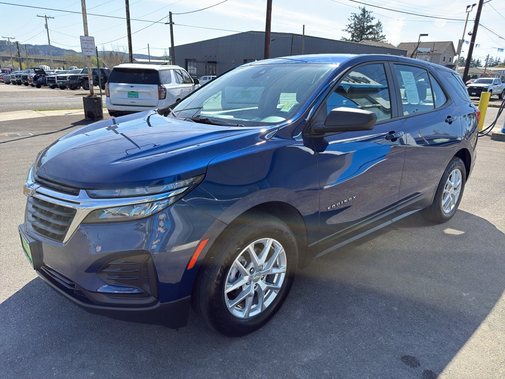 2022 Chevrolet Equinox LS