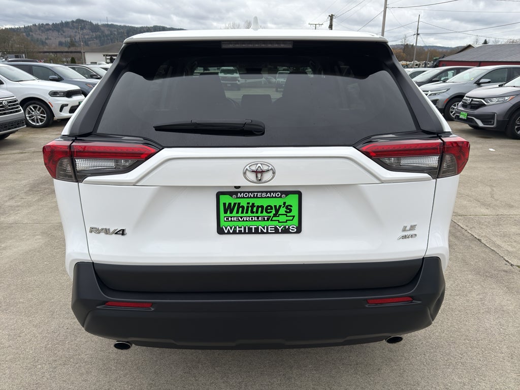 2024 Toyota RAV4 LE