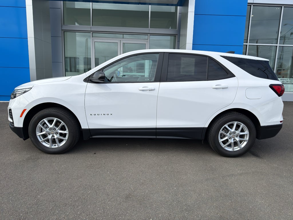 2023 Chevrolet Equinox AWD LS's photo