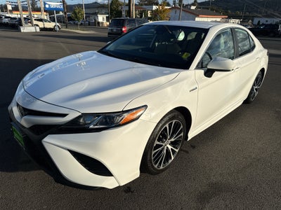 2020 Toyota Camry Hybrid SE