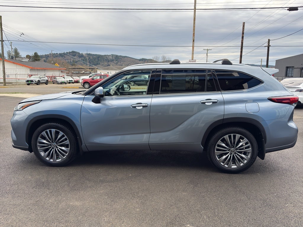 2020 Toyota Highlander Platinum