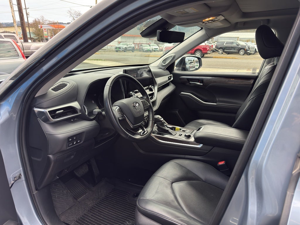 2020 Toyota Highlander Platinum